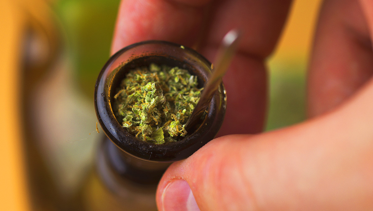 Packing a bowl is much faster than rolling a joint. Packing a bowl is much faster than rolling a joint.