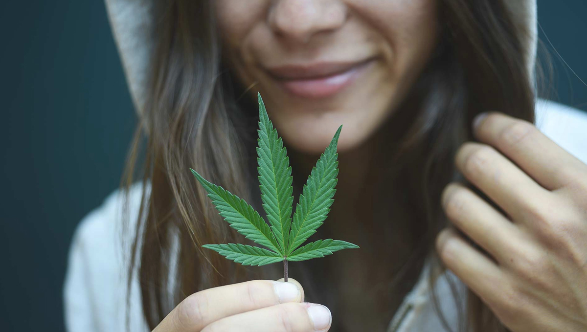 Women tend to suffer more withdrawal signs.