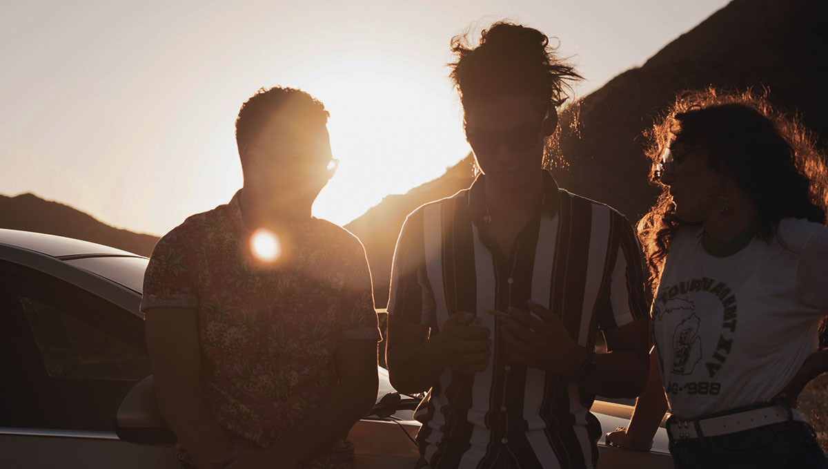 5 Tips To Keep In Mind Before Smoking Weed For The First Time: Choose wisely who you're sharing this first experience with. 5 Tips To Keep In Mind Before Smoking Weed For The First Time: Choose wisely who you're sharing this first experience with.