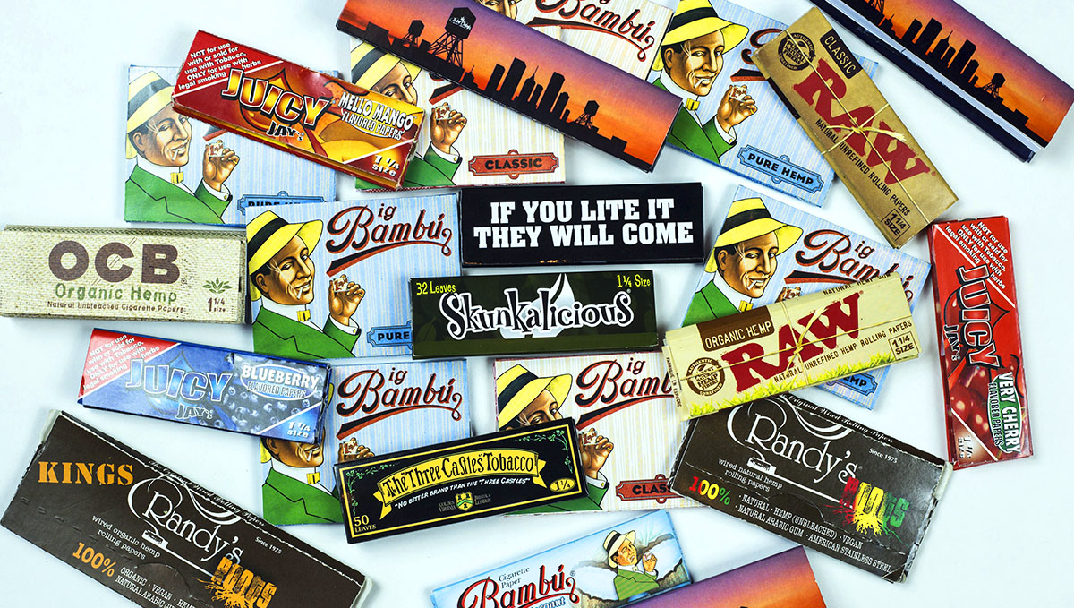 Using the right rolling papers will help your joint burn slowly. 