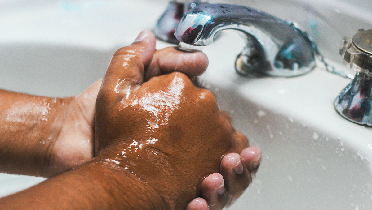 Wash your hands, fingers catch weed smell after smoking.
