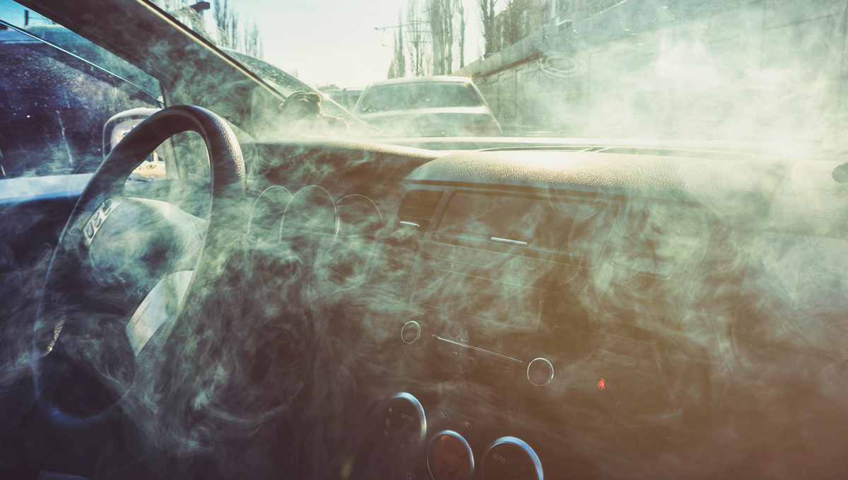 Hotboxing das Auto ist der Klassiker unter Kiffern.