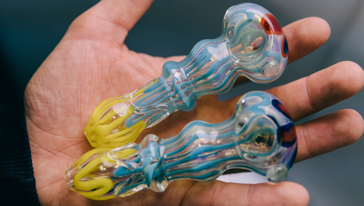 Learn how to clean your pipe properly for a smoother smoke.