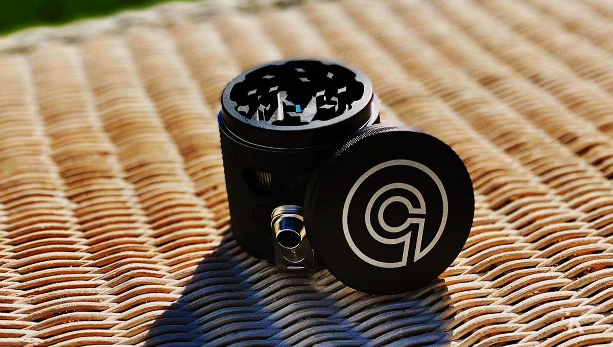 15 Best Weed Grinders to Buy in 2022: Tectonic9 Herb Grinder