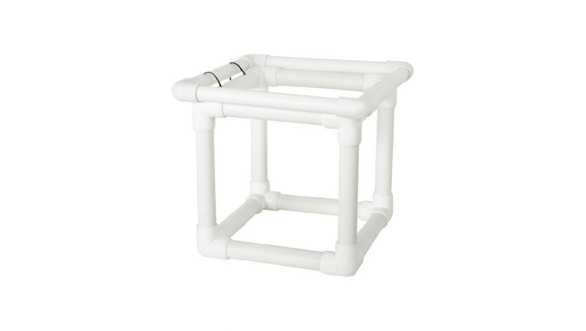 Support cannabis plants outdoors: PVC cage Support cannabis plants outdoors: PVC cage