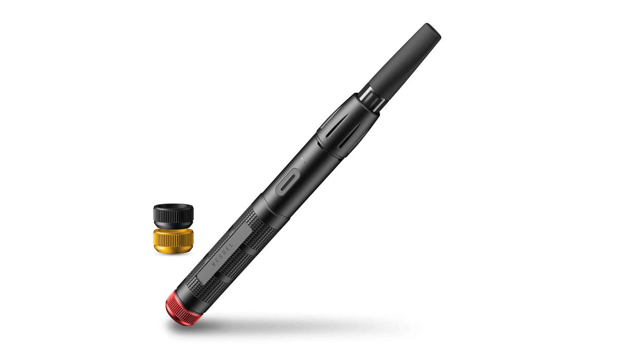 Tips For Choosing Best Weed Pens To Puff In: A product picture of a Vessel Expedition rechargeable battery used for smoking vape cartridges